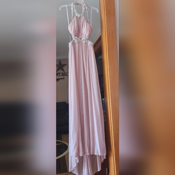 City Triangles Dresses & Skirts - ✨️PROM DRESS ✨️‎